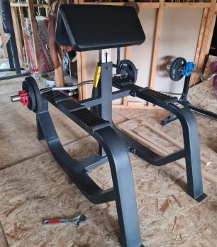 Скамья скотта Gymmaster SSB-21
