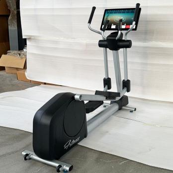 Эллиптический тренажер Gymmaster LZX-T23 Max