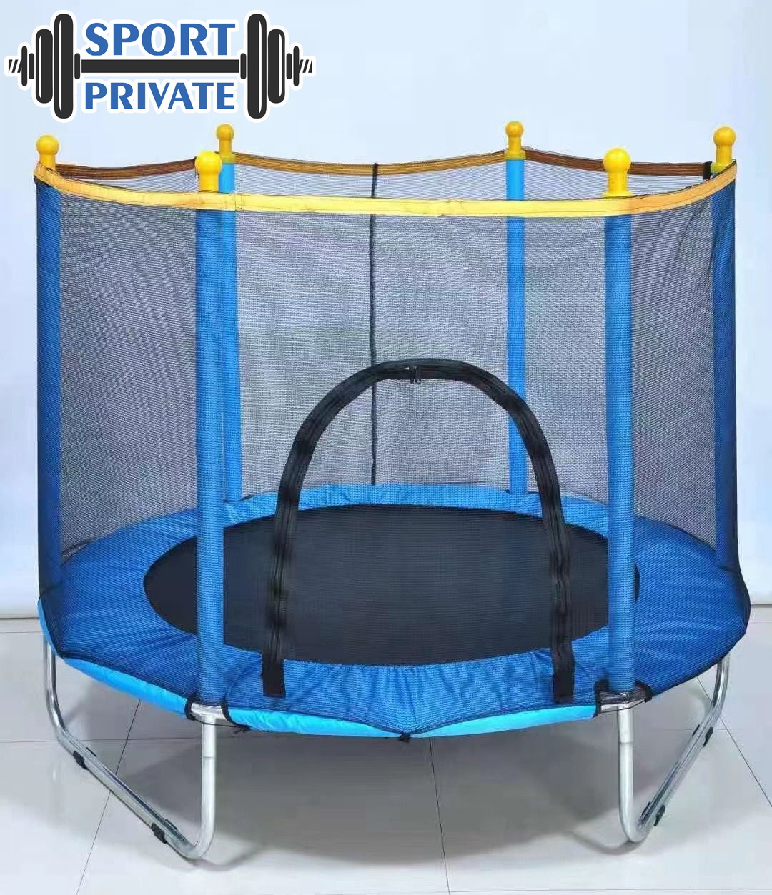 Батут - манеж, с защитной сеткой. Диаметр 140 см. Высота 127 см.