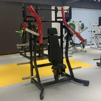 Жим от груди в наклоне Insight Fitness TN01