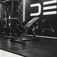 Баттерфляй лежа с изменяемым углом наклона на свободных весах Gymleco 023 (Пек Флай)